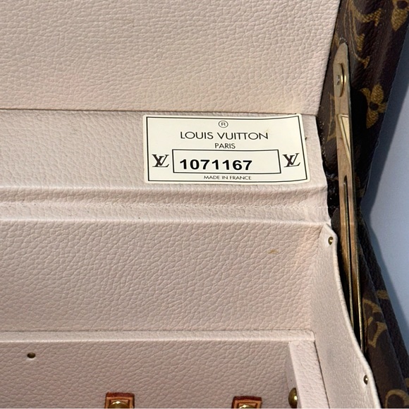 Louis Vuitton Louis Vuitton Boite Flacons Case - Picture 13 of 16